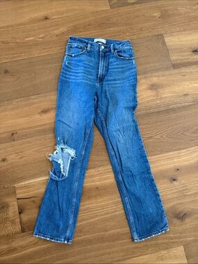 Abercrombie and Fitch Classic High-Rise Blue Distressed Women’s Jeans